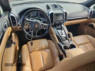 2016 Porsche Cayenne S z VIN WP1AB2A2XGLA94535, wystawiony jako Copart lot #59061015 z przebiegiem 120 270 mil mil oraz Szkoda całkowita • Salvage title. Historia ofert i sprzedaży dostępna na DreamBid. Obrazek 8.