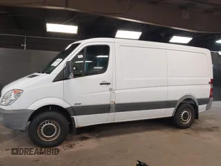 2011 Mercedes-Benz Sprinter Cargo with VIN WD3PE7CC6B5586380, listed as a IAAI auction lot 42162152 with 184,199 mi miles. Bid and sale history available at carsss.com. Image 14.