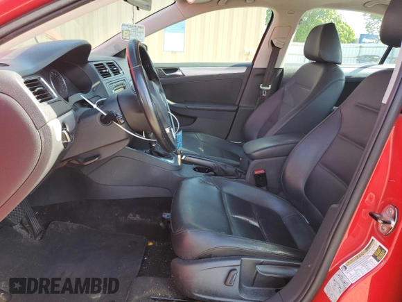 2013 Volkswagen Jetta SE with VIN 3VWDX7AJ8DM358010, listed as a Copart auction lot 56388865 with 258,482 mi miles and Salvage title. Bid and sale history available at DreamBid. Image 7.