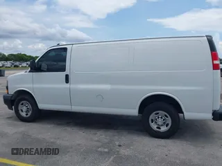 2018 Chevrolet Express Cargo with VIN 1GCWGAFP0J1342902, listed as a IAAI auction lot 42568676 with 98,489 mi miles and . Bid and sale history available at DreamBid. Image 14.