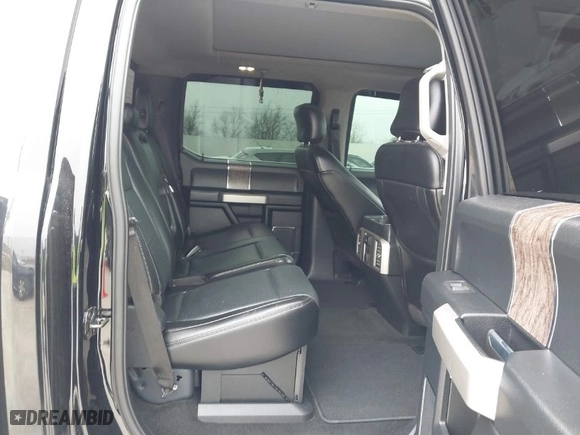 2017 Ford Super Duty F-250 SRW Lariat with VIN 1FT7W2B68HEC73597, listed as a IAAI auction lot 41655771 with 71,027 mi miles. Bid and sale history available at carsss.com. Image 8.