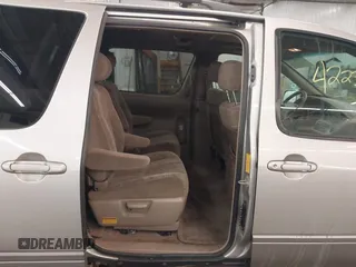 2001 Toyota Sienna LE z VIN 4T3ZF13C31U324428, wystawiony jako IAAI lot #42238030 z przebiegiem 209 762 mil mil oraz . Historia ofert i sprzedaży dostępna na DreamBid. Obrazek 8.