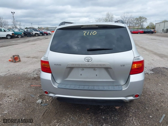 2009 Toyota Highlander with VIN JTEDS41A792092585, listed as a IAAI auction lot 42092110 with 266,217 mi miles. Bid and sale history available at carsss.com. Image 16.