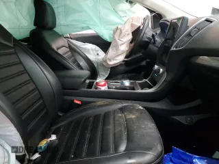 2023 Ford Edge SEL z VIN 2FMPK4J92PBA31462, wystawiony jako Copart lot #55738695 z przebiegiem 47 088 mil mil oraz Szkoda całkowita • Salvage title. Historia ofert i sprzedaży dostępna na DreamBid. Obrazek 7.