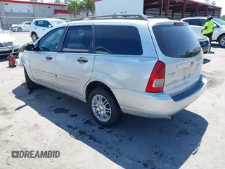 2006 Ford Focus SE with VIN 1FAHP36N86W165566, listed as a IAAI auction lot 42049681 with 116,061 mi miles and . Bid and sale history available at carsss.com. Image 3.