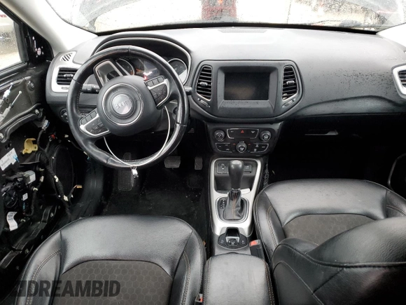 2020 Jeep Compass Altitude z VIN 3C4NJCBBXLT108507, wystawiony jako Copart lot #81733784 z przebiegiem 69 859 mil mil oraz Szkody całkowita. Historia ofert i sprzedaży dostępna na DreamBid. Obrazek 8.
