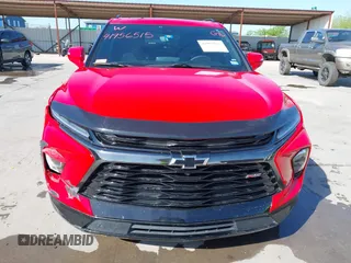 2023 Chevrolet Blazer RS z VIN 3GNKBERS5PS199772, wystawiony jako IAAI lot #41956515 z przebiegiem 42 291 mil mil oraz . Historia ofert i sprzedaży dostępna na DreamBid. Obrazek 13.