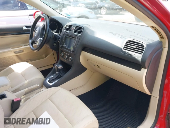 2010 Volkswagen Jetta TDI with VIN 3VWTL7AJ3AM689032, listed as a IAAI auction lot 42623234 with 81,413 mi miles and . Bid and sale history available at DreamBid. Image 5.