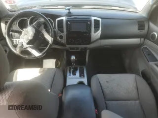 2014 Toyota Tacoma with VIN 3TMLU4EN2EM163797, listed as a Copart auction lot 61078805 with 130,748 mi miles and Salvage title. Bid and sale history available at DreamBid. Image 8.