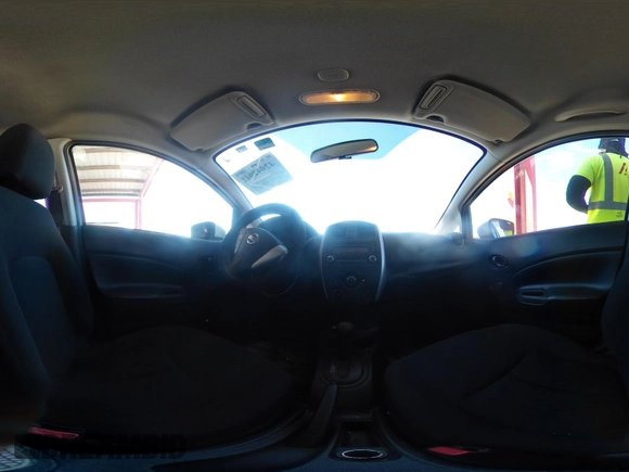 2015 Nissan Note SV z VIN 3N1CE2CP1FL361772, wystawiony jako IAAI lot #42042941 z przebiegiem 87 329 mil mil oraz . Historia ofert i sprzedaży dostępna na DreamBid. Obrazek 18.