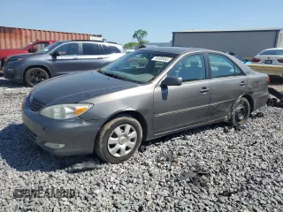 2004 Toyota Camry LE z VIN 4T1BE32KX4U886140, wystawiony jako Copart lot #54850065 z przebiegiem 366 703 mil mil oraz Szkoda całkowita • Salvage title. Historia ofert i sprzedaży dostępna na DreamBid. Obrazek 1.