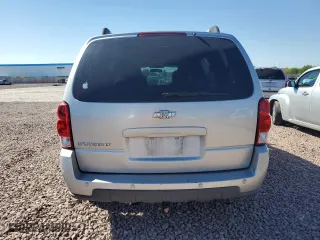 2008 Chevrolet Uplander LT w/1LT with VIN 1GNDV33148D180345, listed as a Copart auction lot 70340724 with 158,298 mi miles and Salvage Title. Bid and sale history available at carsss.com. Image 6.
