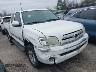 2006 Toyota Tundra SR5 with VIN 5TBRU34106S468227, listed as a IAAI auction lot 41495683 with 124,123 mi miles. Bid and sale history available at carsss.com. Image 1.