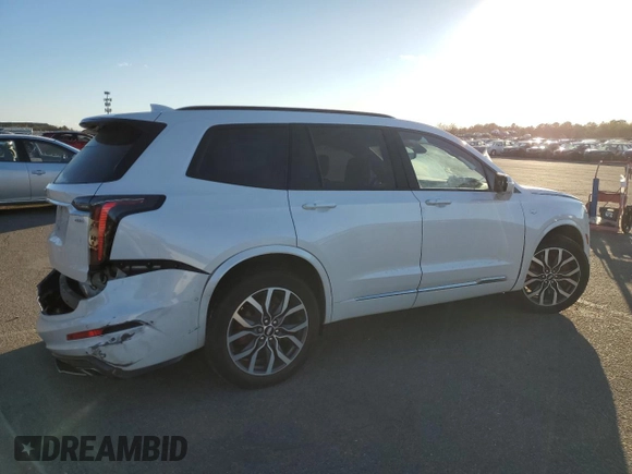 2022 Cadillac XT6 Sport with VIN 1GYKPHRS1NZ131085, listed as a Copart auction lot 87600915 with 23,251 mi miles and Salvage Title. Bid and sale history available at carsss.com. Image 3.