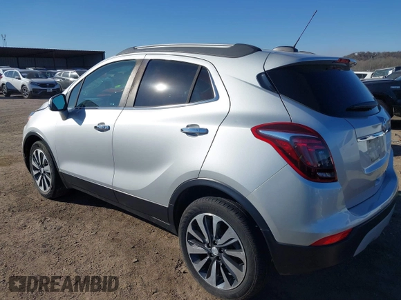 2019 Buick Encore Essence with VIN KL4CJCSM8KB941550, listed as a IAAI auction lot 41761936 with 28,261 mi miles. Bid and sale history available at carsss.com. Image 3.