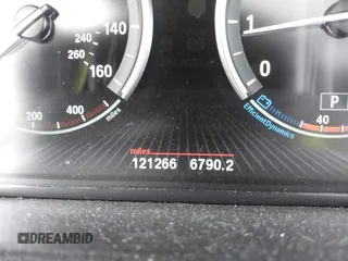 2014 BMW X3 xDrive28i with VIN 5UXWX9C57E0D42183, listed as a IAAI auction lot 42147520 with 121,266 mi miles and . Bid and sale history available at DreamBid. Image 15.