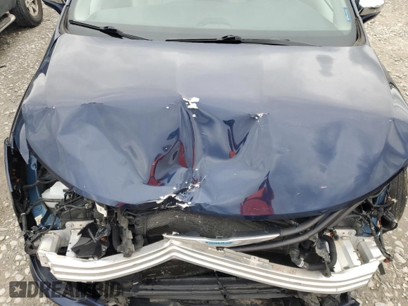 2018 Chrysler Pacifica Hybrid Limited с VIN 2C4RC1N7XJR118185, выставлен на аукционе Copart как лот 55585985 с пробегом 95 202 миль миль и Списание • Salvage title. История ставок и продаж доступна на DreamBid. Изображение 12.