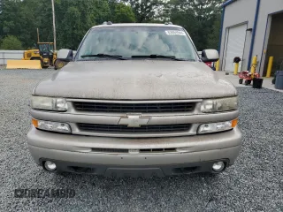 2005 Chevrolet Suburban LS with VIN 3GNFK16Z45G101746, listed as a Copart auction lot 63064944 with 316,465 mi miles and Clean Title. Bid and sale history available at carsss.com. Image 5.