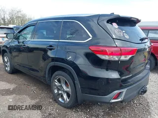 2017 Toyota Highlander Limited z VIN 5TDDZRFH5HS456593, wystawiony jako IAAI lot #42052388 z przebiegiem 181 293 mil mil oraz . Historia ofert i sprzedaży dostępna na DreamBid. Obrazek 3.