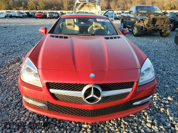2016 Mercedes-Benz SLK 300 z VIN WDDPK3JA4GF123041, wystawiony jako Copart lot #43776305 z przebiegiem 72 863 mil mil oraz Szkoda całkowita • Salvage title. Historia ofert i sprzedaży dostępna na DreamBid. Obrazek 5.