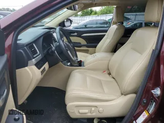 2018 Toyota Highlander SE with VIN 5TDJZRFH4JS905514, listed as a Copart auction lot 61064085 with 83,598 mi miles and Salvage title. Bid and sale history available at DreamBid. Image 7.