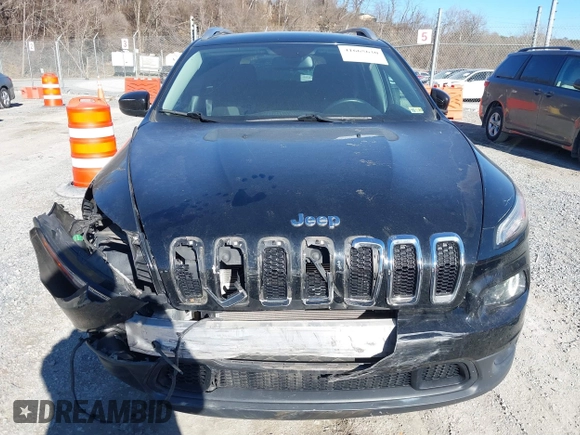 2018 Jeep Cherokee Latitude with VIN 1C4PJMCB1JD589473, listed as a IAAI auction lot 41665630 with 106,371 mi miles and . Bid and sale history available at DreamBid. Image 12.