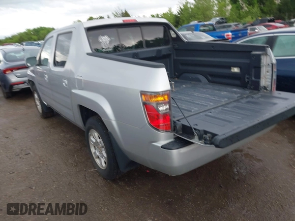 2008 Honda Ridgeline RTS z VIN 2HJYK16458H525443, wystawiony jako IAAI lot #42143814 z przebiegiem 118 057 mil mil oraz . Historia ofert i sprzedaży dostępna na DreamBid. Obrazek 3.