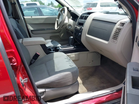 2011 Ford Escape XLS with VIN 1FMCU0C72BKC24870, listed as a IAAI auction lot 42516676 with 261,255 mi miles and . Bid and sale history available at DreamBid. Image 5.