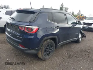 2018 Jeep Compass Sport with VIN 3C4NJCAB3JT411580, listed as a IAAI auction lot 42300505 with Not provided miles and . Bid and sale history available at DreamBid. Image 4.