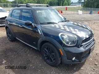 2016 MINI Countryman S z VIN WMWZC5C59GWU20847, wystawiony jako IAAI lot #42234053 z przebiegiem 116 790 mil mil oraz . Historia ofert i sprzedaży dostępna na DreamBid. Obrazek 1.