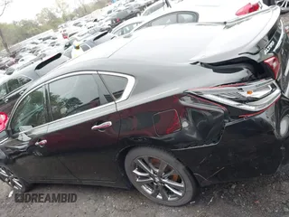 2018 Nissan Altima SV with VIN 1N4AL3AP5JC473990, listed as a IAAI auction lot 41922959 with 88,532 mi miles and . Bid and sale history available at carsss.com. Image 14.