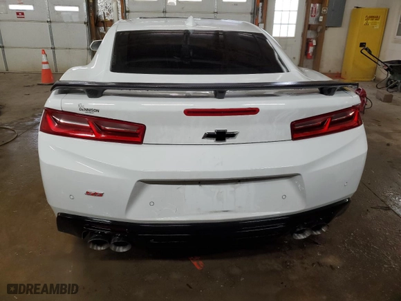 2018 Chevrolet Camaro 2SS with VIN 1G1FG1R77J0108959, listed as a Copart auction lot 44753405 with 39,007 mi miles and Salvage Title. Bid and sale history available at carsss.com. Image 6.