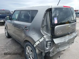 2016 Kia Soul with VIN KNDJN2A25G7362103, listed as a IAAI auction lot 41686898 with 83,621 mi miles and . Bid and sale history available at DreamBid. Image 3.