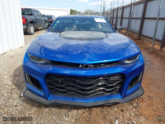 2017 Chevrolet Camaro ZL1 with VIN 1G1FK1R68H0173044, listed as a IAAI auction lot 41875813 with 76,326 mi miles. Bid and sale history available at carsss.com. Image 12.