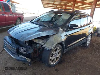 2013 Ford Escape SEL with VIN 1FMCU0H98DUD70174, listed as a IAAI auction lot 41675596 with 1 mi miles. Bid and sale history available at carsss.com. Image 2.