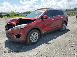2016 Kia Sorento LX z VIN 5XYPGDA57GG180190, wystawiony jako Copart lot #55829505 z przebiegiem 159 125 mil mil oraz Szkoda całkowita • Salvage title. Historia ofert i sprzedaży dostępna na DreamBid. Obrazek 1.