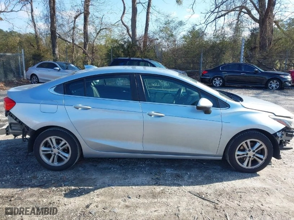 2017 Chevrolet Cruze LT with VIN 1G1BE5SM3H7121365, listed as a IAAI auction lot 41623921 with 130,549 mi miles. Bid and sale history available at carsss.com. Image 13.