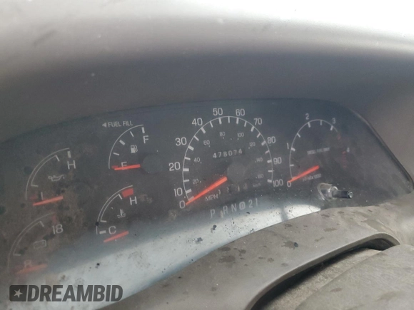 2000 Ford Super Duty F-250 XL with VIN 1FTNW21F4YEA57111, listed as a Copart auction lot 70084424 with 478,074 mi miles and Salvage Title. Bid and sale history available at carsss.com. Image 9.