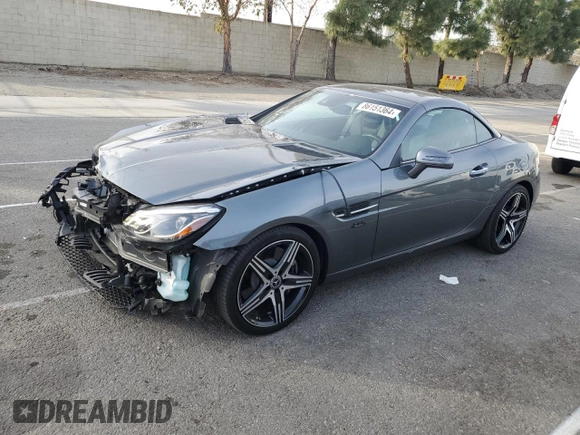 2020 Mercedes-Benz SLC 300 с VIN W1KPK3JA1LF171199, выставлен на аукционе Copart как лот 86151364 с пробегом 20 646 миль миль и Списание • Salvage title. История ставок и продаж доступна на DreamBid. Изображение 1.
