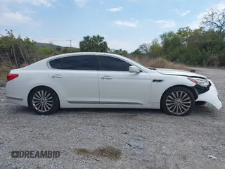 2015 Kia K900 Luxury with VIN KNALW4D44F6018536, listed as a IAAI auction lot 41795388 with 83,188 mi miles. Bid and sale history available at carsss.com. Image 14.