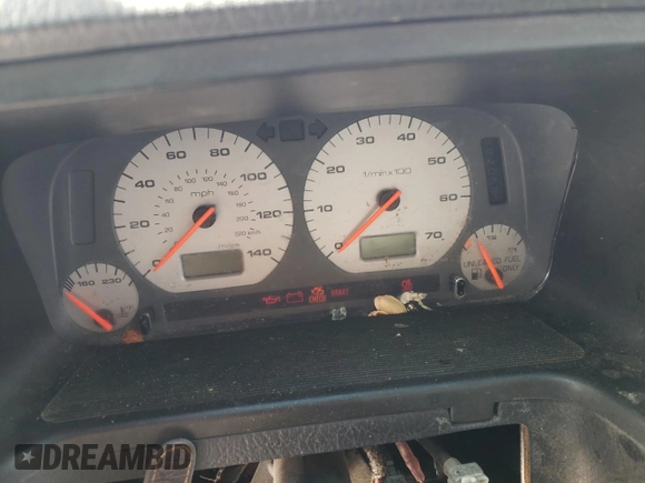 1998 Volkswagen Golf z VIN 3VWFA81H7WM245388, wystawiony jako Copart lot #51585355 z przebiegiem Nie podano mil oraz Nie do naprawy • Non repairable. Historia ofert i sprzedaży dostępna na DreamBid. Obrazek 9.