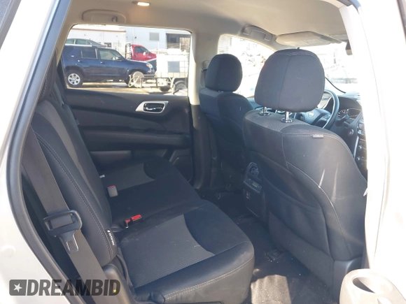 2018 Nissan Pathfinder SL with VIN 5N1DR2MN1JC625124, listed as a IAAI auction lot 41345930 with 112,943 mi miles. Bid and sale history available at carsss.com. Image 8.