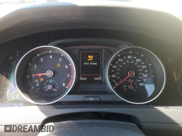 2018 Volkswagen Golf GTI S with VIN 3VW447AU9JM290850, listed as a Copart auction lot 60361843 with 42,042 mi miles. Bid and sale history available at carsss.com. Image 9.