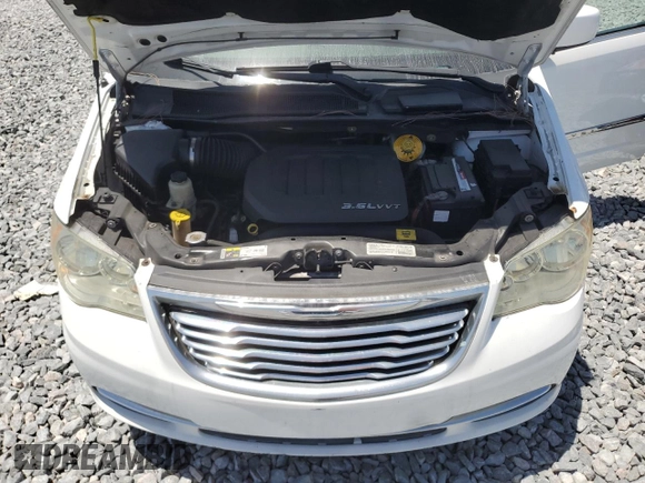 2014 Chrysler Town & Country Touring with VIN 2C4RC1BG7ER348325, listed as a Copart auction lot 53661405 with 111,056 mi miles and Clean Title. Bid and sale history available at DreamBid. Image 12.