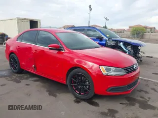 2013 Volkswagen Jetta Sedan SE with VIN 3VWDP7AJ5DM448151, listed as a IAAI auction lot 42008834 with 90,359 mi miles. Bid and sale history available at carsss.com. Image 1.