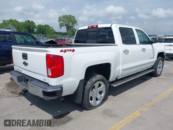 2018 Chevrolet Silverado 1500 LTZ with VIN 3GCUKSEC5JG316257, listed as a IAAI auction lot 39563628 with 62,872 mi miles. Bid and sale history available at carsss.com. Image 4.