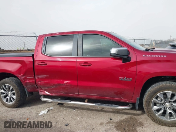 2020 Chevrolet Silverado 1500 LT with VIN 1GCPWCED7LZ284186, listed as a IAAI auction lot 41736131 with 137,454 mi miles. Bid and sale history available at carsss.com. Image 13.