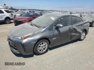 2020 Toyota Prius L Eco with VIN JTDKARFU1L3121224, listed as a Copart auction lot 56697845 with 94,621 mi miles and Salvage title. Bid and sale history available at DreamBid. Image 1.