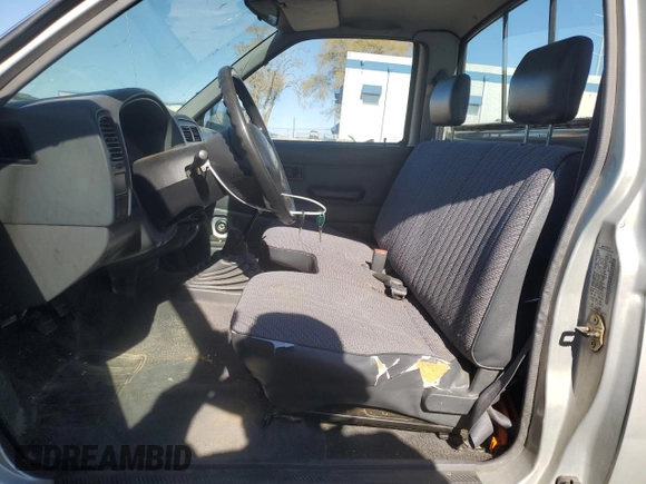 1996 Nissan Frontier XE z VIN 1N6SD11Y5TC327761, wystawiony jako Copart lot #79662594 z przebiegiem 151 631 mil mil oraz Szkoda całkowita • Salvage title. Historia ofert i sprzedaży dostępna na DreamBid. Obrazek 7.