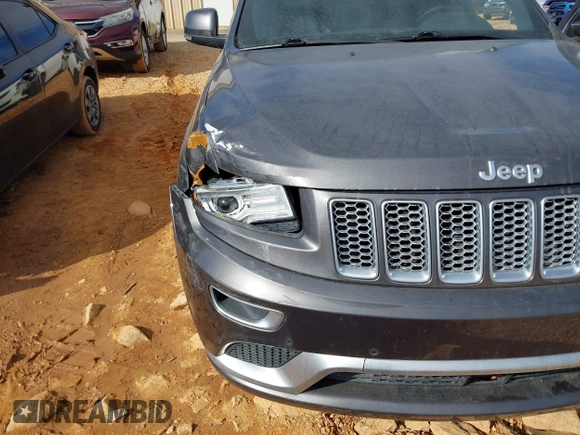 2015 Jeep Grand Cherokee Summit with VIN 1C4RJFJG8FC679185, listed as a IAAI auction lot 41653531 with 158,186 mi miles and . Bid and sale history available at DreamBid. Image 18.